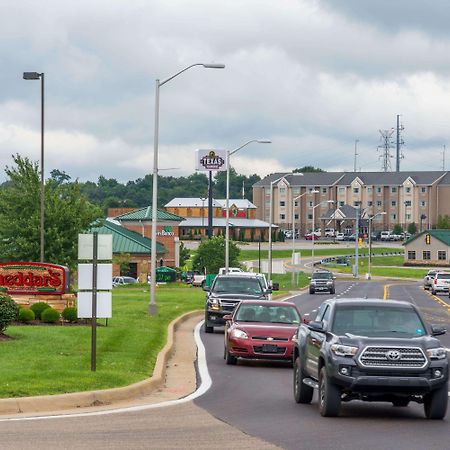 Hawthorn Suites By Wyndham Wheeling At The Highlands Triadelphia Exterior foto